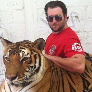 Meet your Posher, Adam